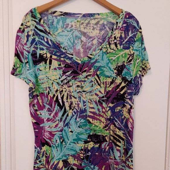 Palm Harbour, LG, multi-color palm leaf print. - Picture 3 of 4